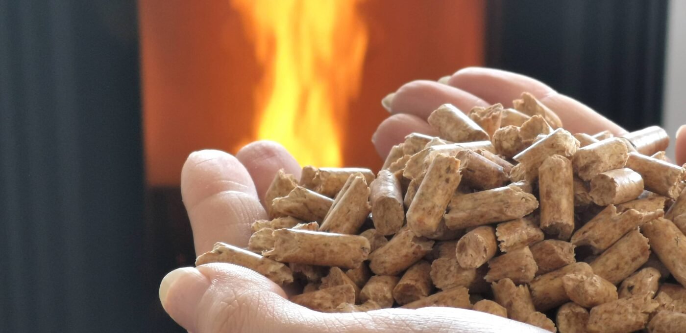 Choisir les Bons Granulés pour Votre Poêle à Granulés